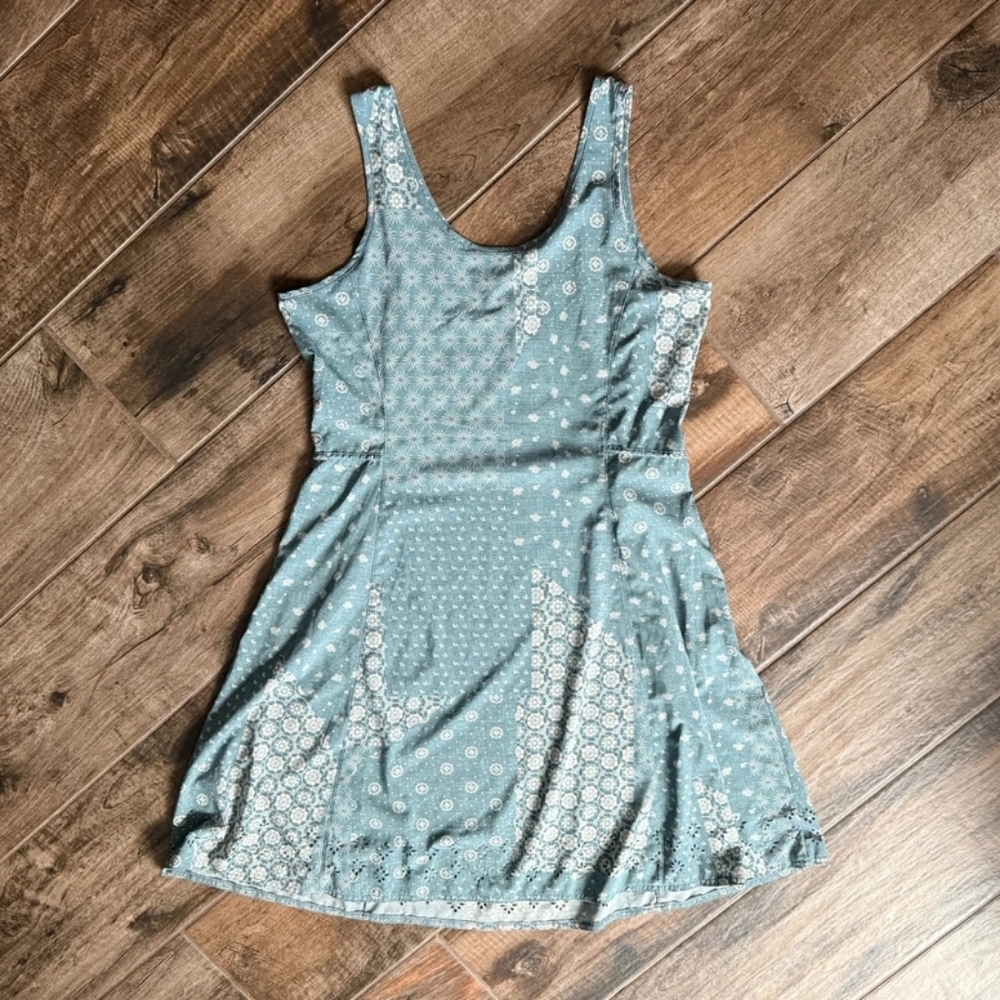 Toad&Co Dusty Teal Floral V-Neck Blouse